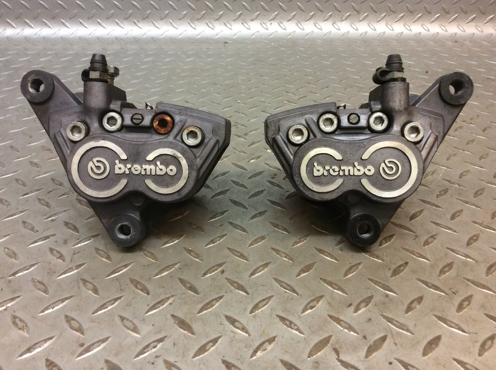 1996 96-01 BMW R1100R R1100Left Right Front Brake Calipers Caliper