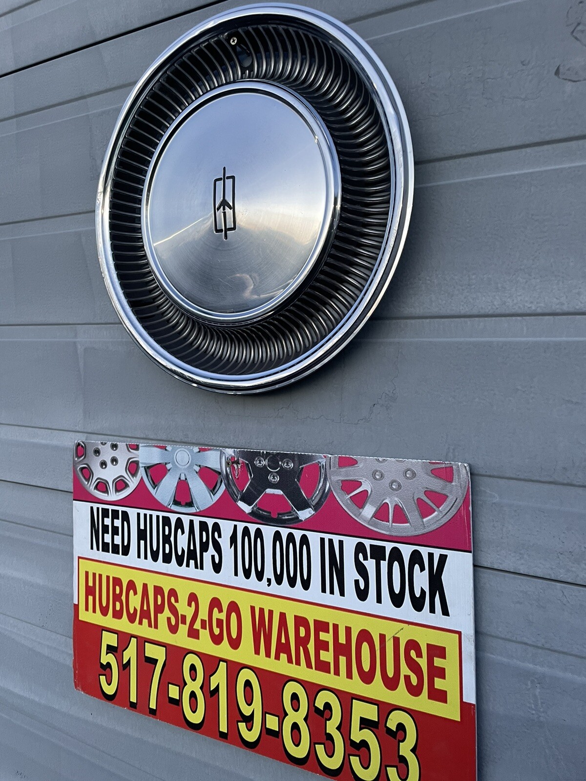 1977-79 Vintage Oldsmobile 88 98  15” Stainless  Hubcaps One Beautiful Rare Oem