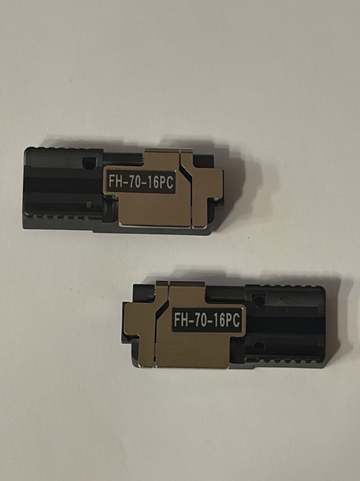 AFL S018611 FH-70-16PC Pitch Conversion 200um 16F Holders (1 Set) Fujikura
