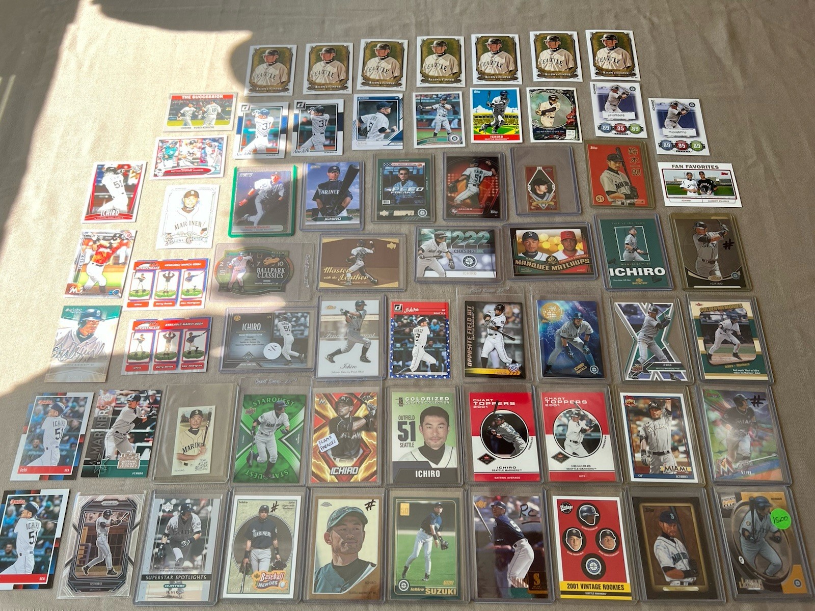 P60. Huge Lot HOF Ichiro Baseball Cards With Rookies/Inserts/Serial Number Cards P60. Huge Lot HOF Ichiro Baseball Cards With Rookies/Inserts/Serial Number Cards