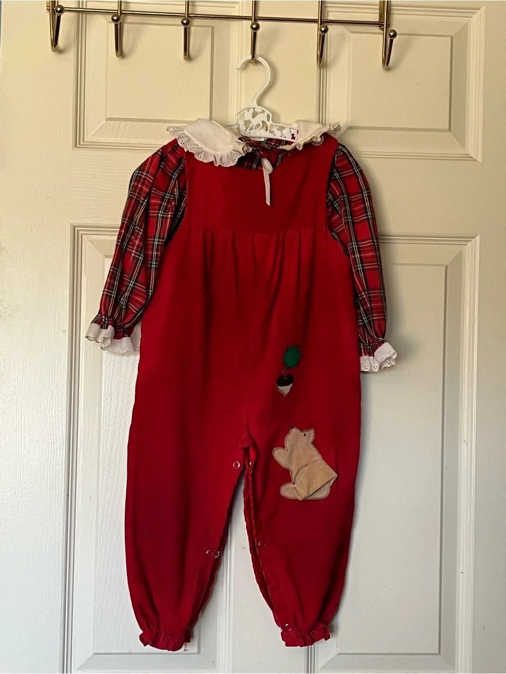 VTG 80’s Good Lad Red Corduroy 18M Fall Set with Squirrel/Acorn Appliqué VTG 80’s Good Lad Red Corduroy 18M Fall Set with Squirrel/Acorn Appliqué