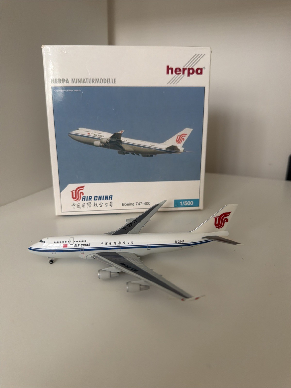 747-400 Air China 1:500 Herpa Scale Model Plane 747-400 Air China 1:500 Herpa Scale Model Plane