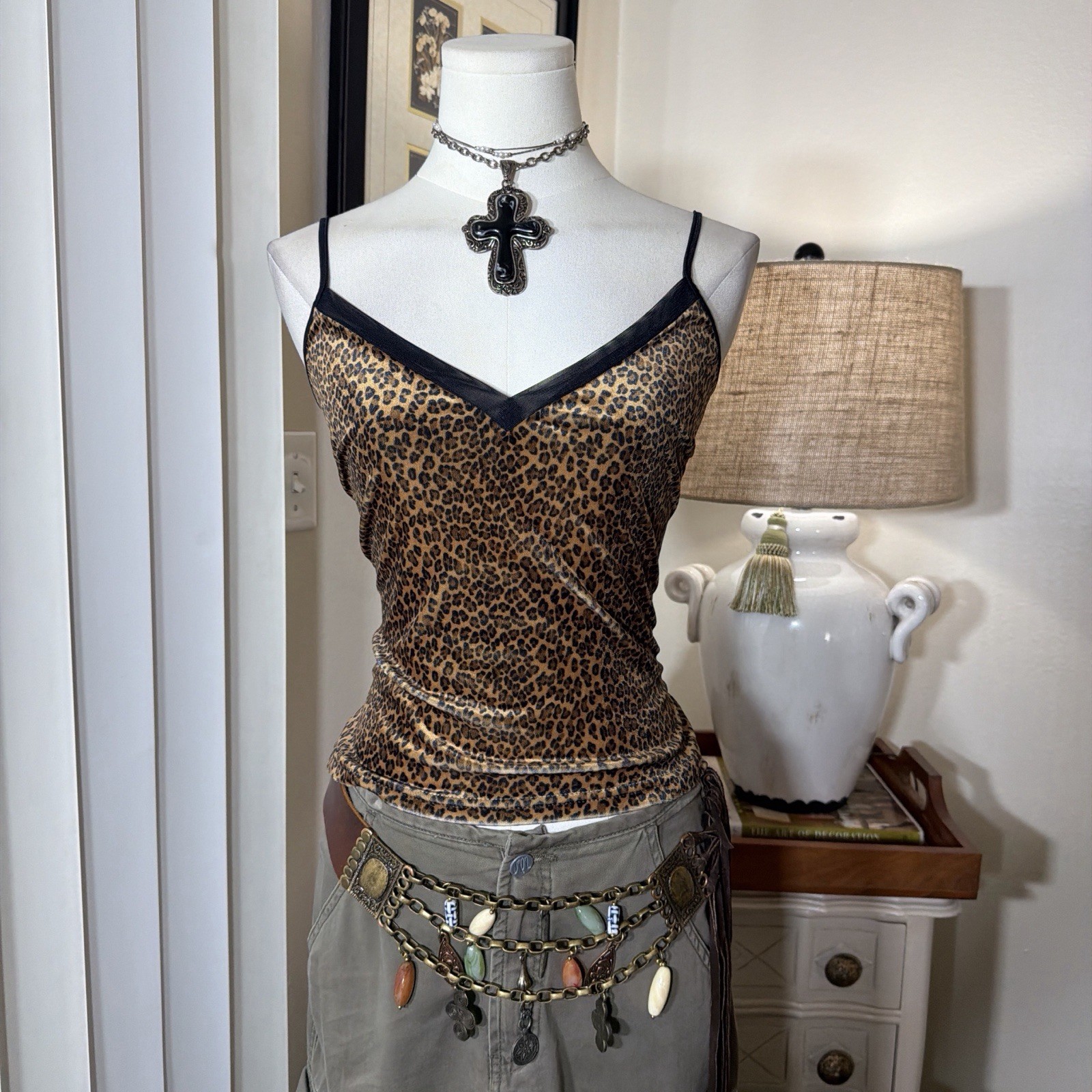 Vintage Express Grunge Punk Velvety Leopard Print Mesh Trim Tank Top Vintage Express Grunge Punk Velvety Leopard Print Mesh Trim Tank Top