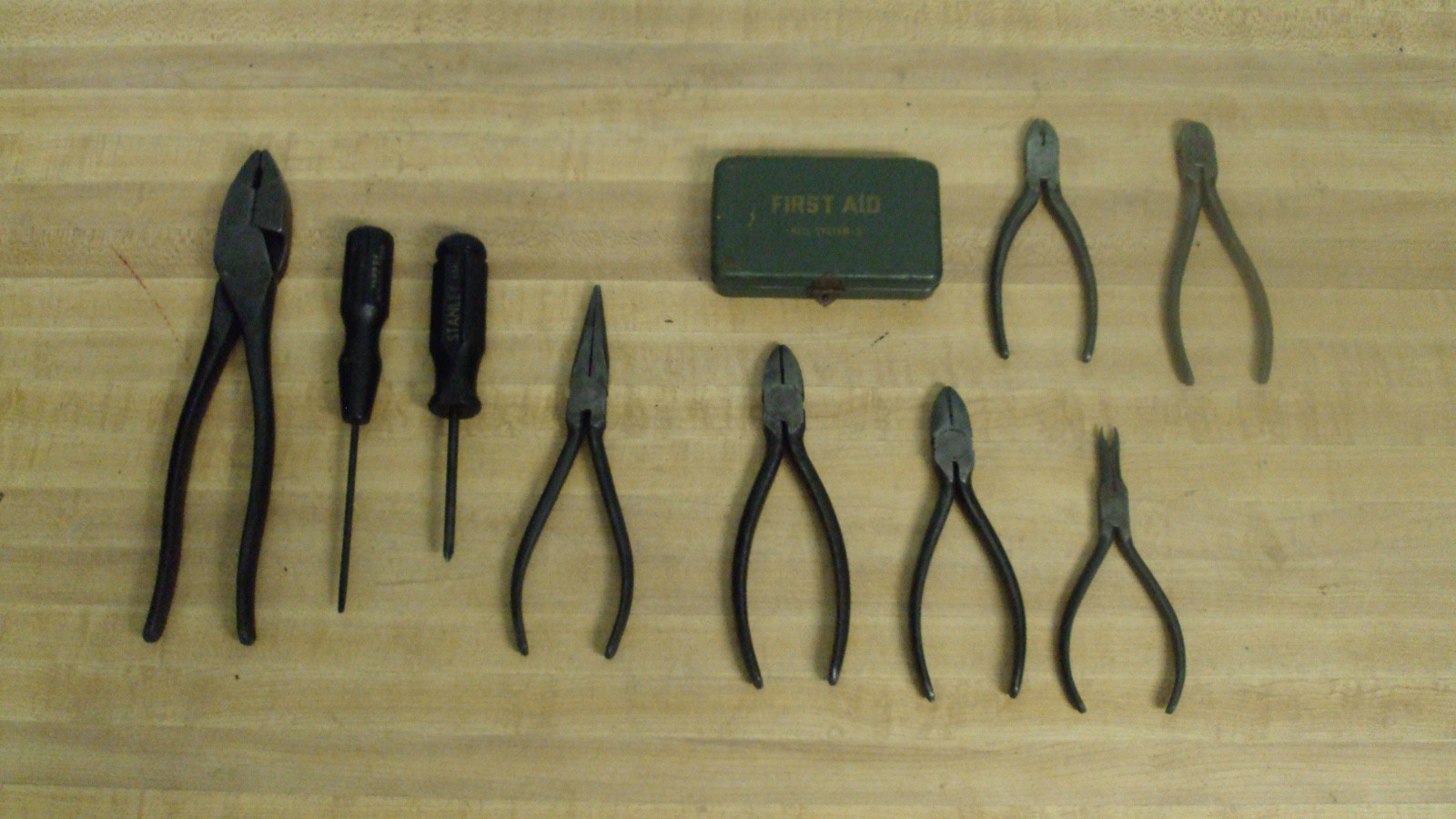 9 Vintage Bell System Screwdrivers Pliers Utica Pliers Stanley Screwdrivers 9 Vintage Bell System Screwdrivers Pliers Utica Pliers Stanley Screwdrivers