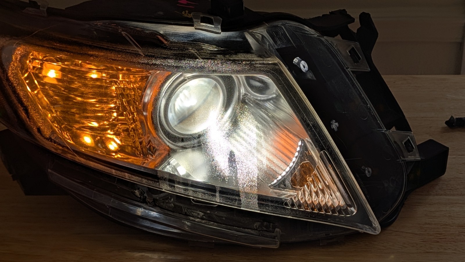 2010-2019 Lincoln MKT Right Passenger HID Xenon Adaptive Headlight AE93-13005-BP