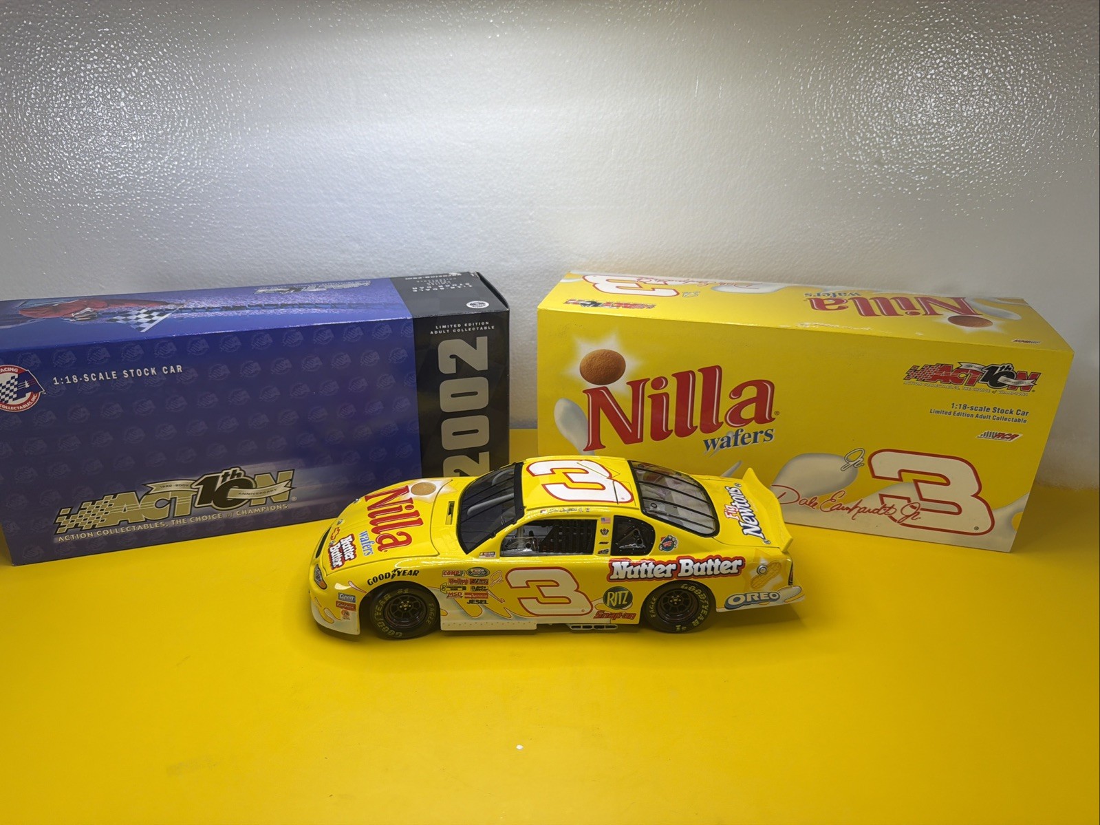 2002 Action 1/18 #3 Dale Earnhardt Jr Nilla /Nutter Butter Monte Carlo Nice