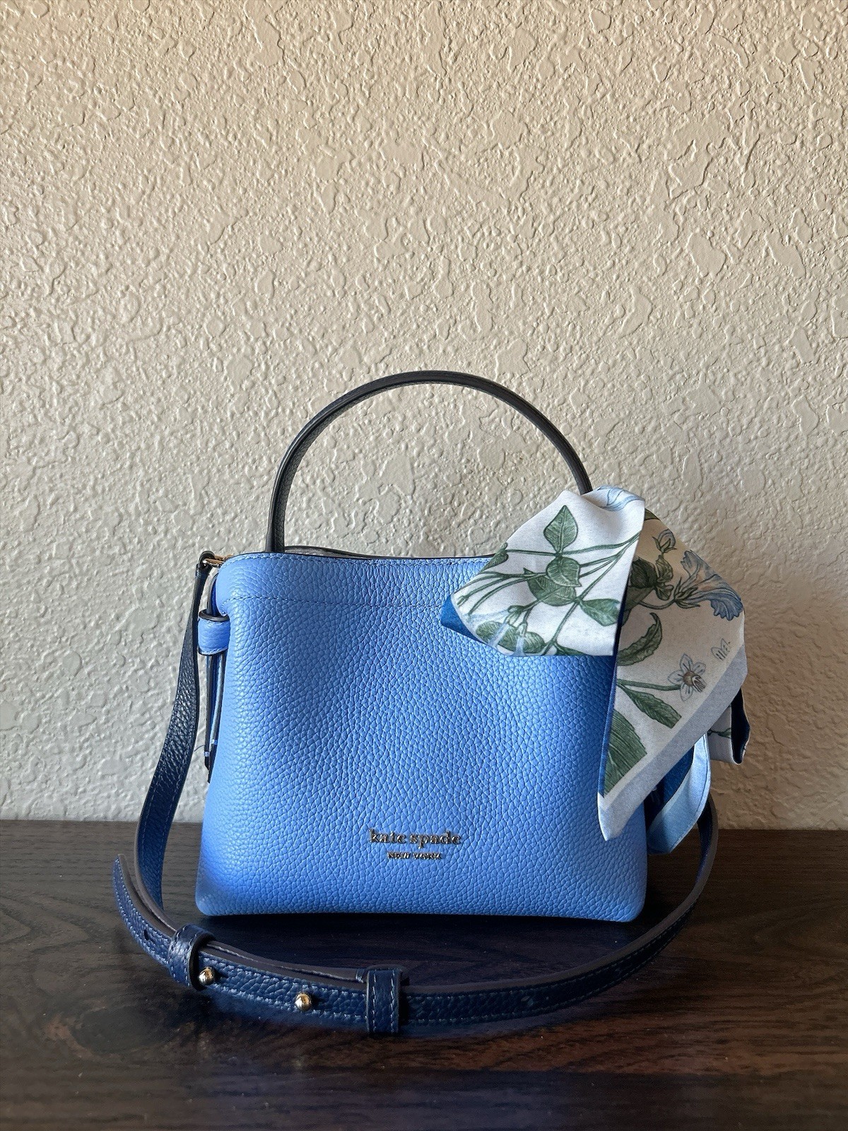 🐳🫐kate spade boutique bag Knott MINI Crossbody Tote Genie Blue Multi KG103 NWT