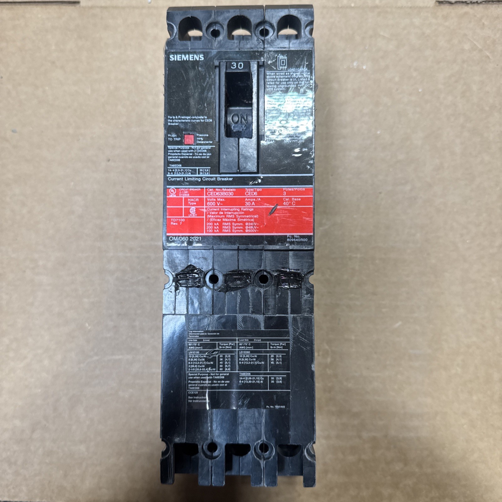 SIEMENS CED63B030, CURRENT LIMITING CIRCUIT BREAKER, 3P-30A-600V, MAKE OFFER