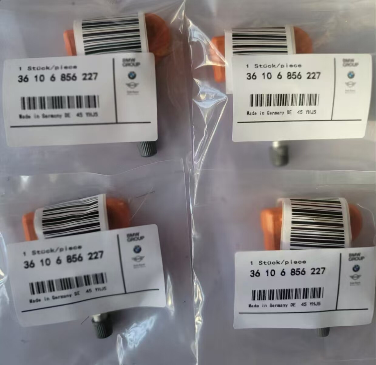 New BMW OE Replacement Huf TPMS Sensor Set 36106874829 433 mhz.。 New BMW OE Replacement Huf TPMS Sensor Set 36106874829 433 mhz.。