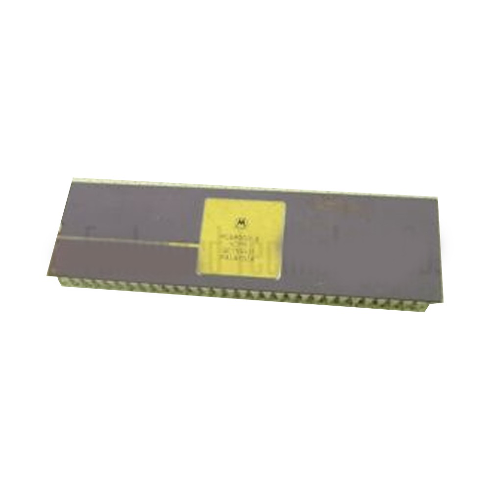 2pcs MC68000L8 Motorola 16-bit CPU + 1 pc MC68A09 Motorola 8-bit CPU