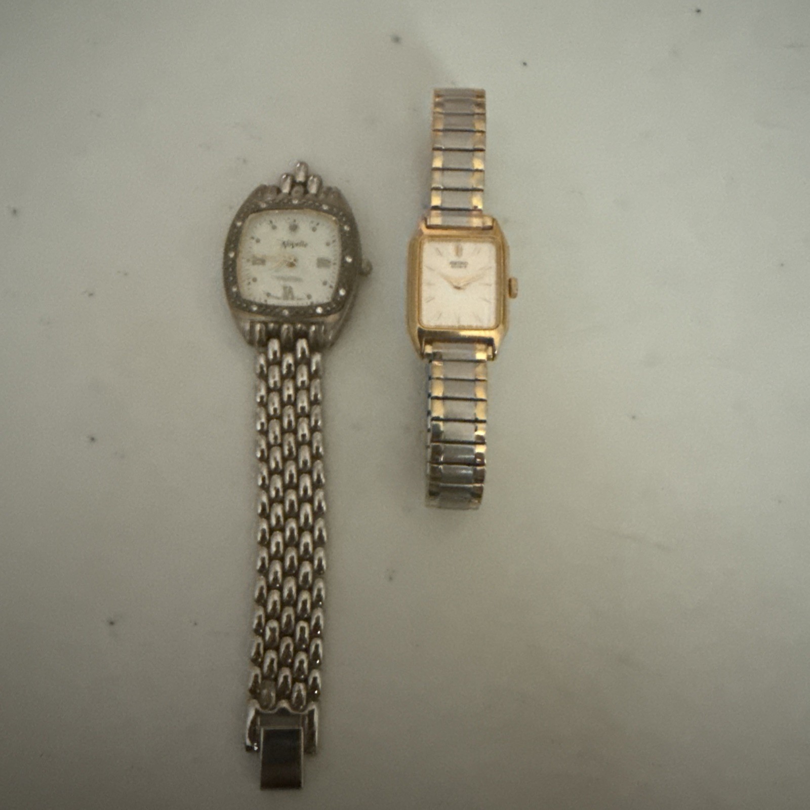 Untested Vintage 2 Ladies Watches : Novelle Diamond Japan Movt & Seiko Seidel Untested Vintage 2 Ladies Watches : Novelle Diamond Japan Movt & Seiko Seidel