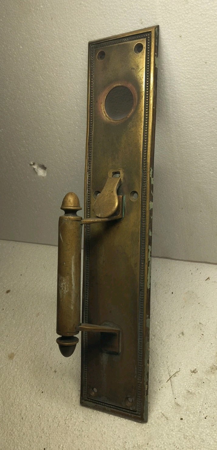 Vintage Architectural Salvage Solid Brass Door Handle on Antique Backplate Vtg Vintage Architectural Salvage Solid Brass Door Handle on Antique Backplate Vtg