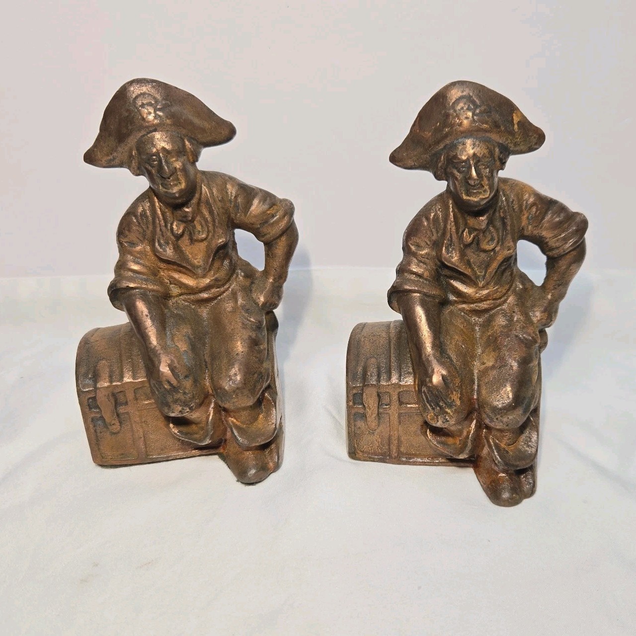 (2) Vintage Cast Iron Doorstop Bookend Old Pirates w/Treasure Chest Littlestown