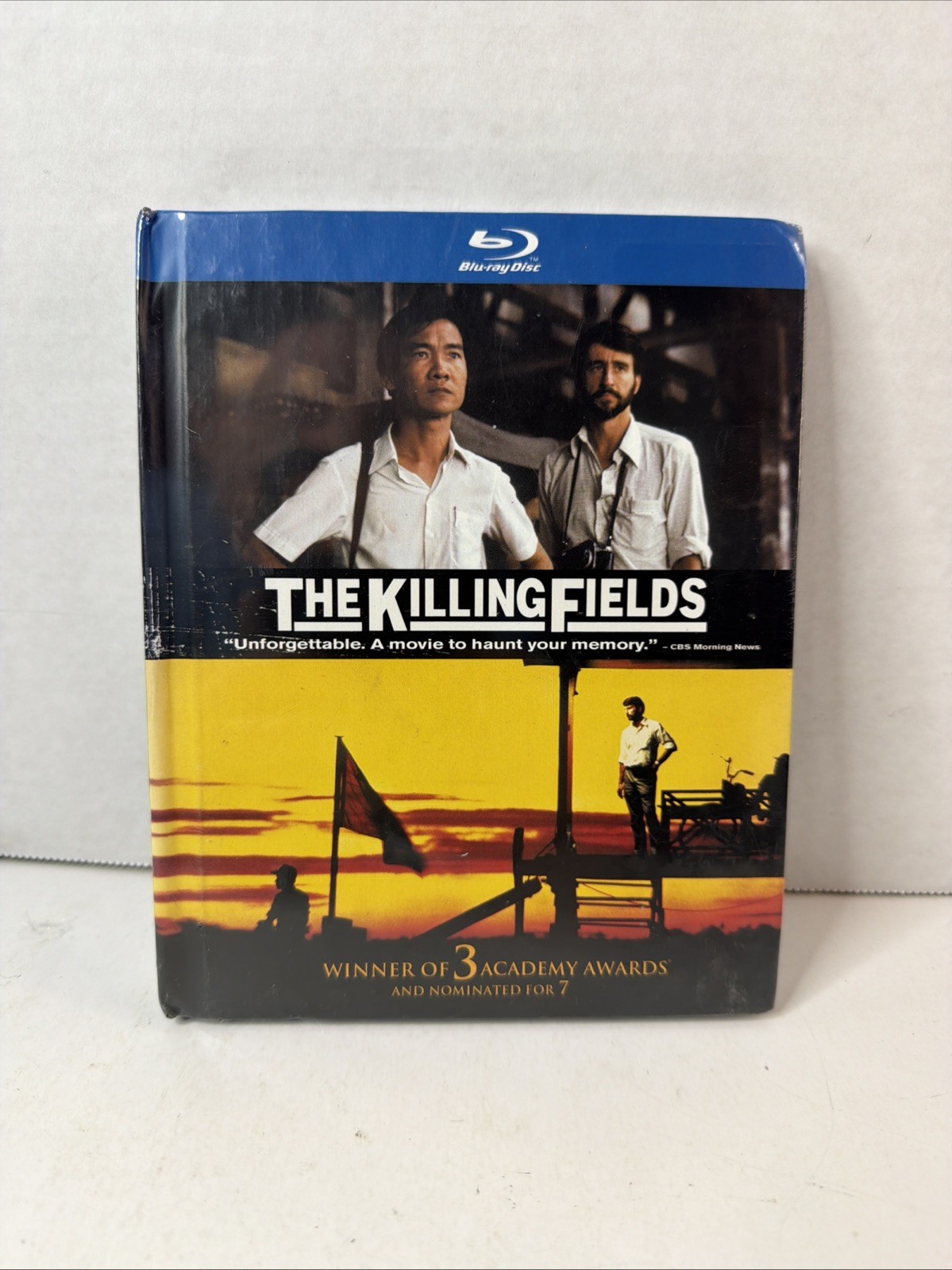 The Killing Fields 30th Anniversary.  Blu-Ray New  Sealed 36 Page Book Included