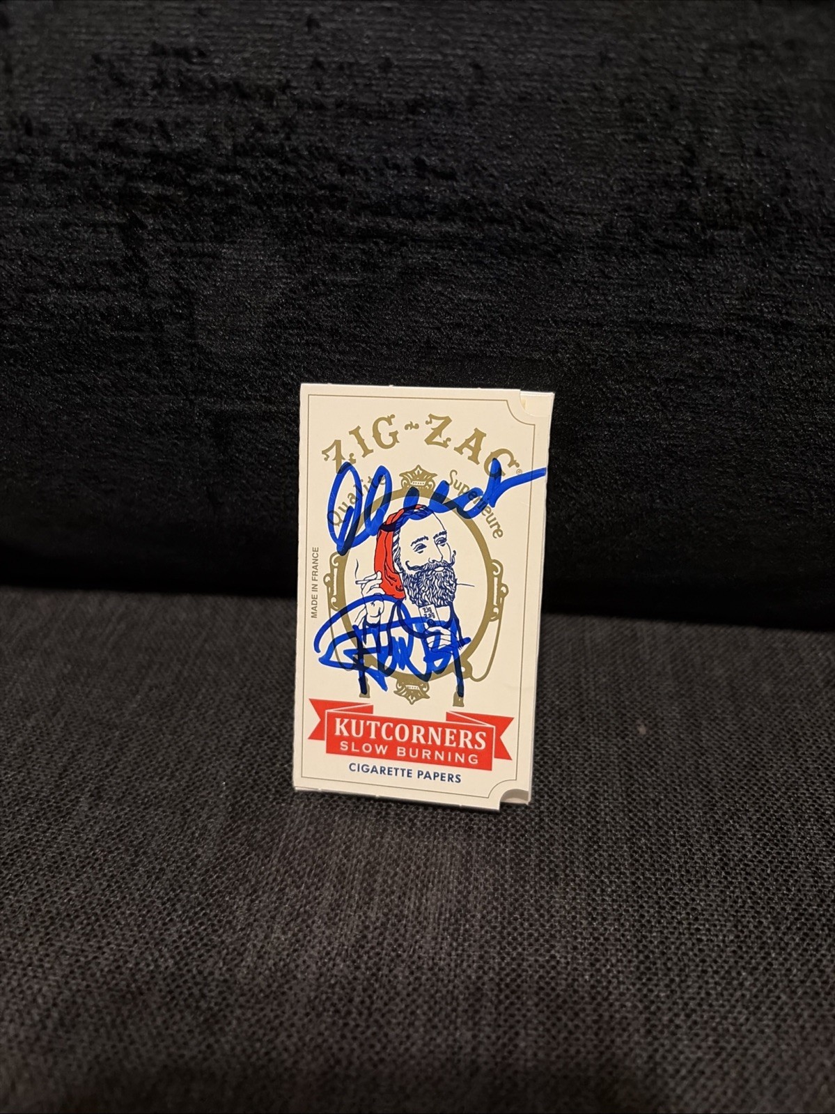 Signed Cheech Marin and Tommy Chong Zig Zag Rolling Papers JSA COA Red Signed Cheech Marin and Tommy Chong Zig Zag Rolling Papers JSA COA Red