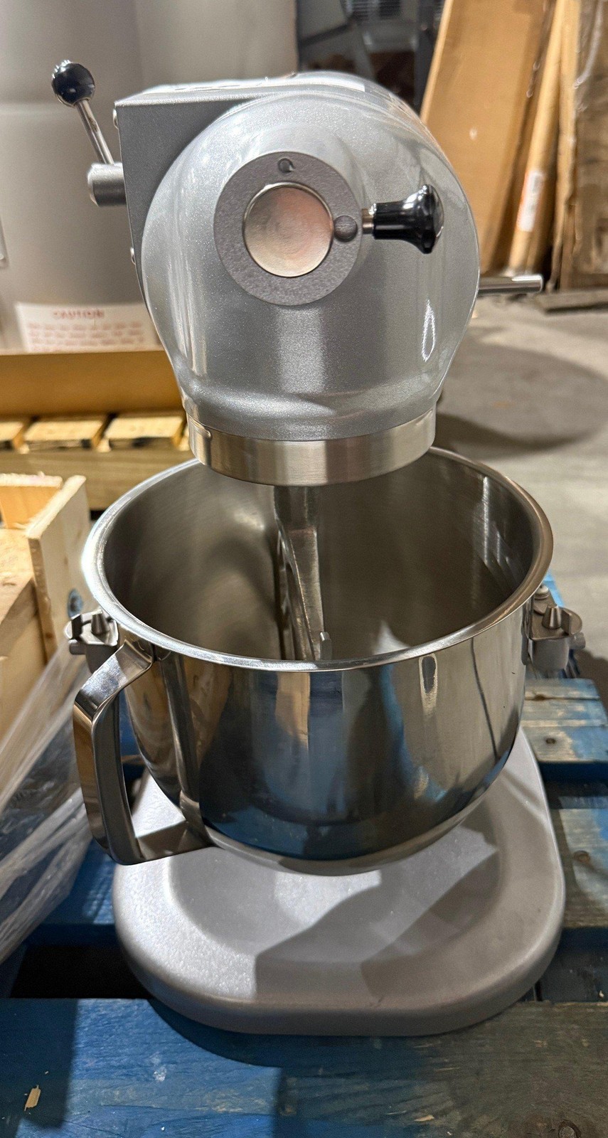 2026 HOBART N50 5QT. DOUGH MIXER W/ BOWL AND PADDLE ATTACHMENT