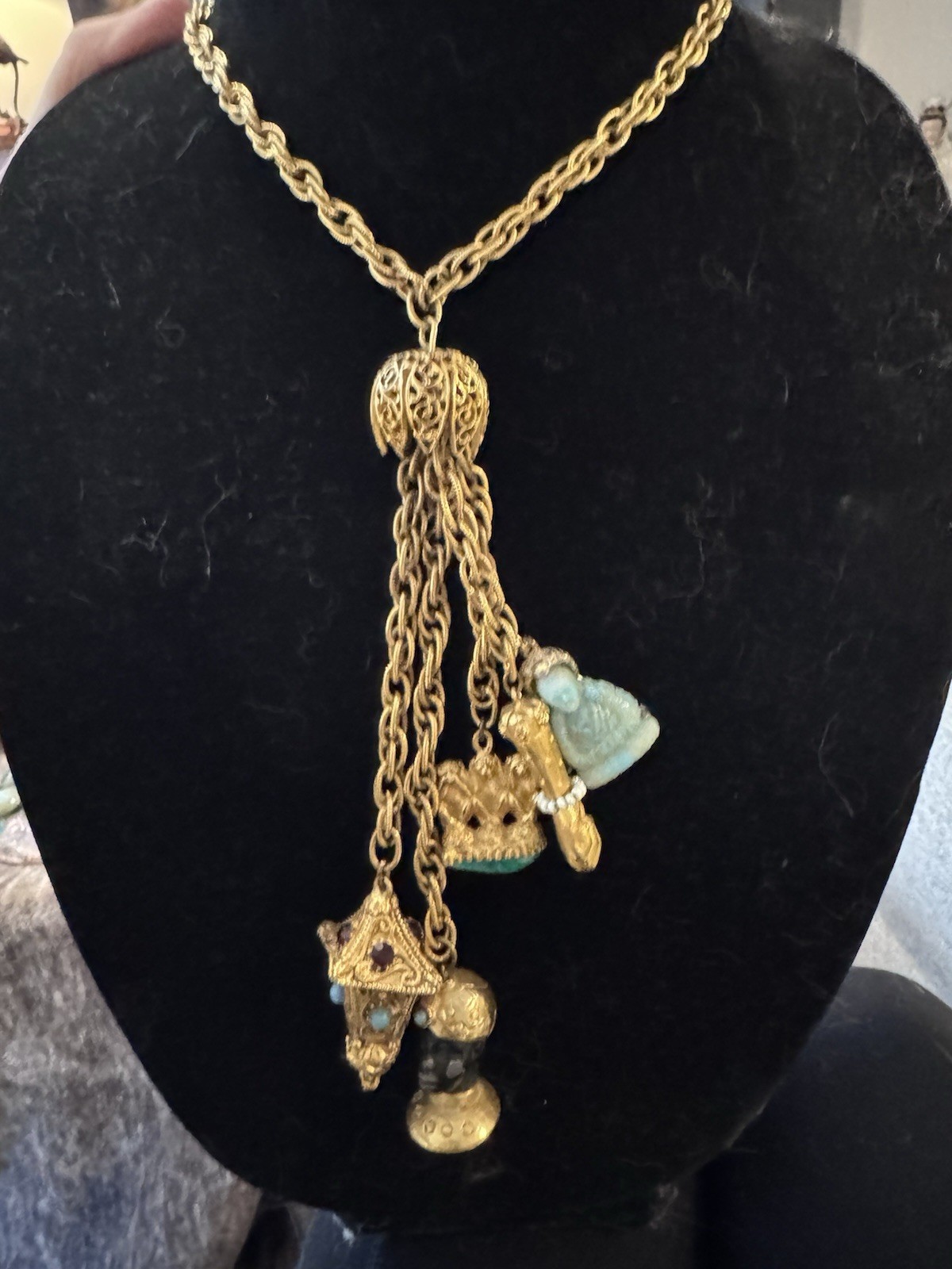 Florenza Signed Gold-Tone Rope Chain Charm Dangle Necklace Blue Carved 18 in