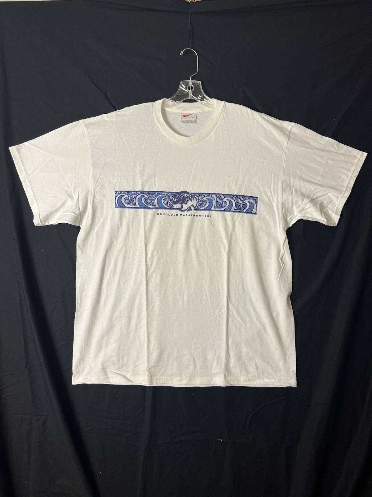 VTG 1999 White Nike HONOLULU MARATHON T-Shirt XL Running 90s Hawaii VTG 1999 White Nike HONOLULU MARATHON T-Shirt XL Running 90s Hawaii