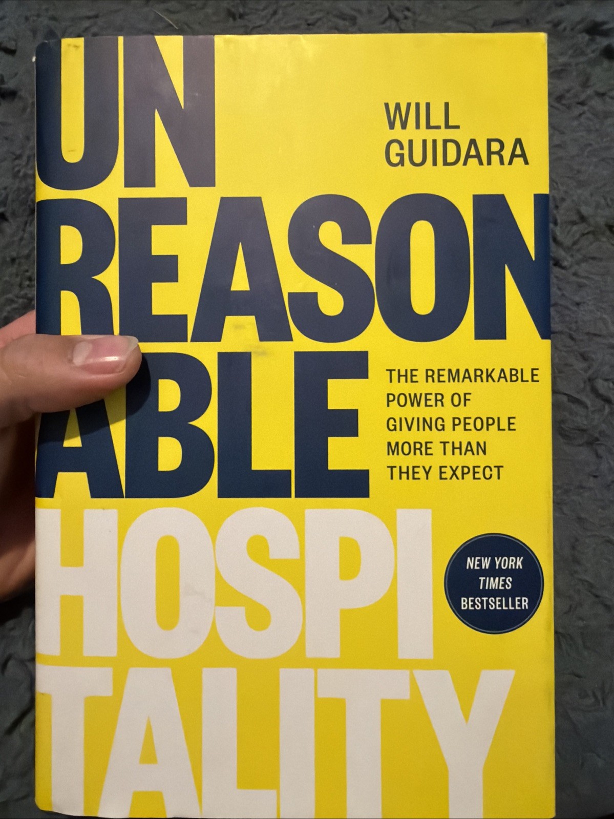 Unreasonable Hospitality: The Remarkable Power of Giving People More - D-390