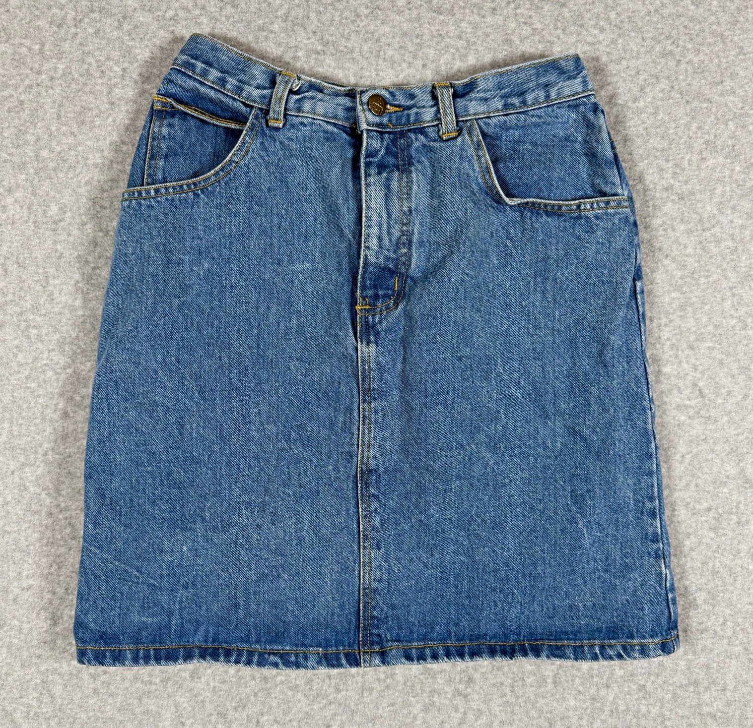 GUESS Georges Marciano Blue Denim Knee Length Straight Pencil Skirt 31 Button GUESS Georges Marciano Blue Denim Knee Length Straight Pencil Skirt 31 Button