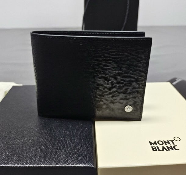 Montblanc 4810 6CC Westside Black Leather Wallet Men\'s Bi-Fold New in Box