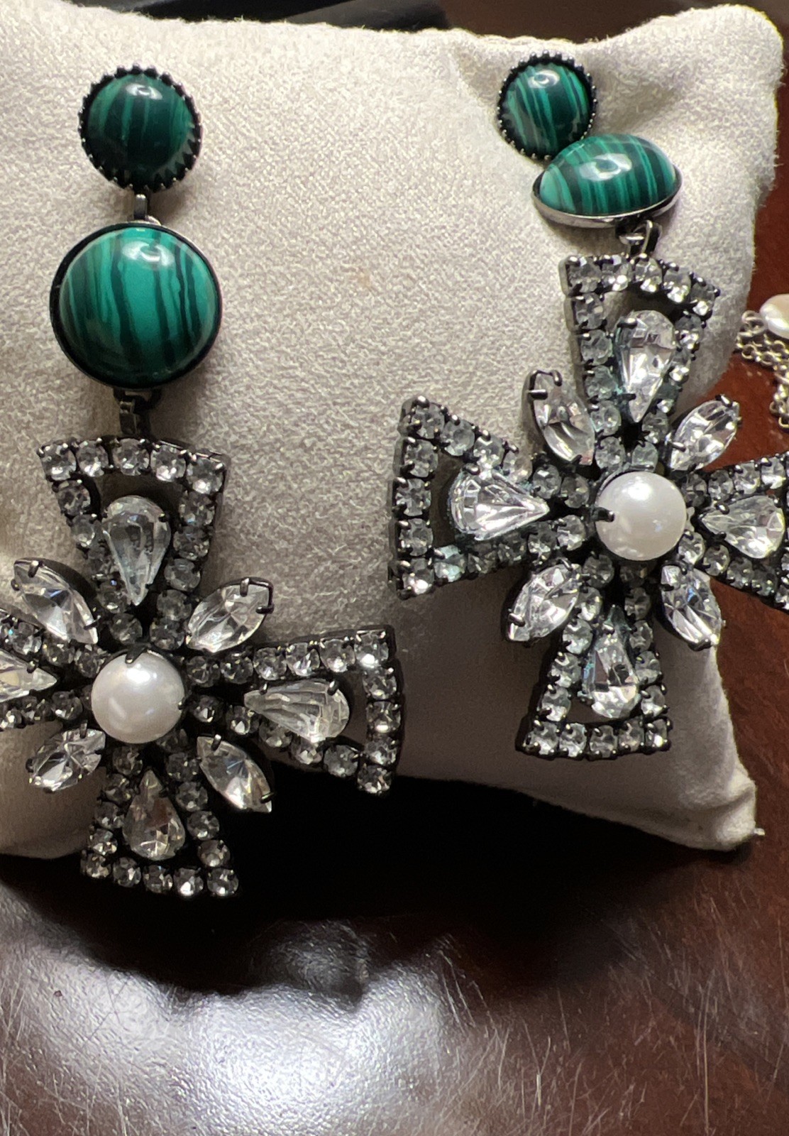 ELIZABETH COLE Signed Clear Rhinestone And Pearl Statement Earrings
