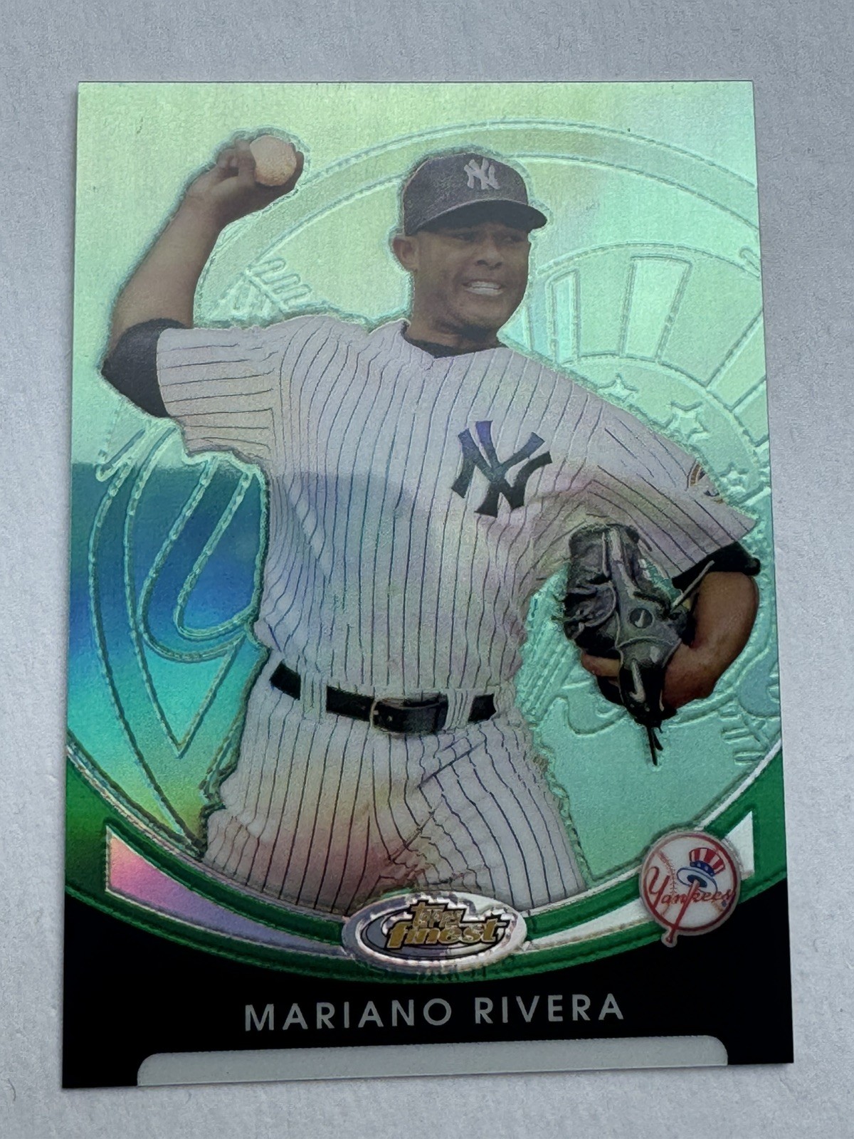 Mariano Rivera 2010 Topps Finest, Green Refractor #52 -  #'d 02/99