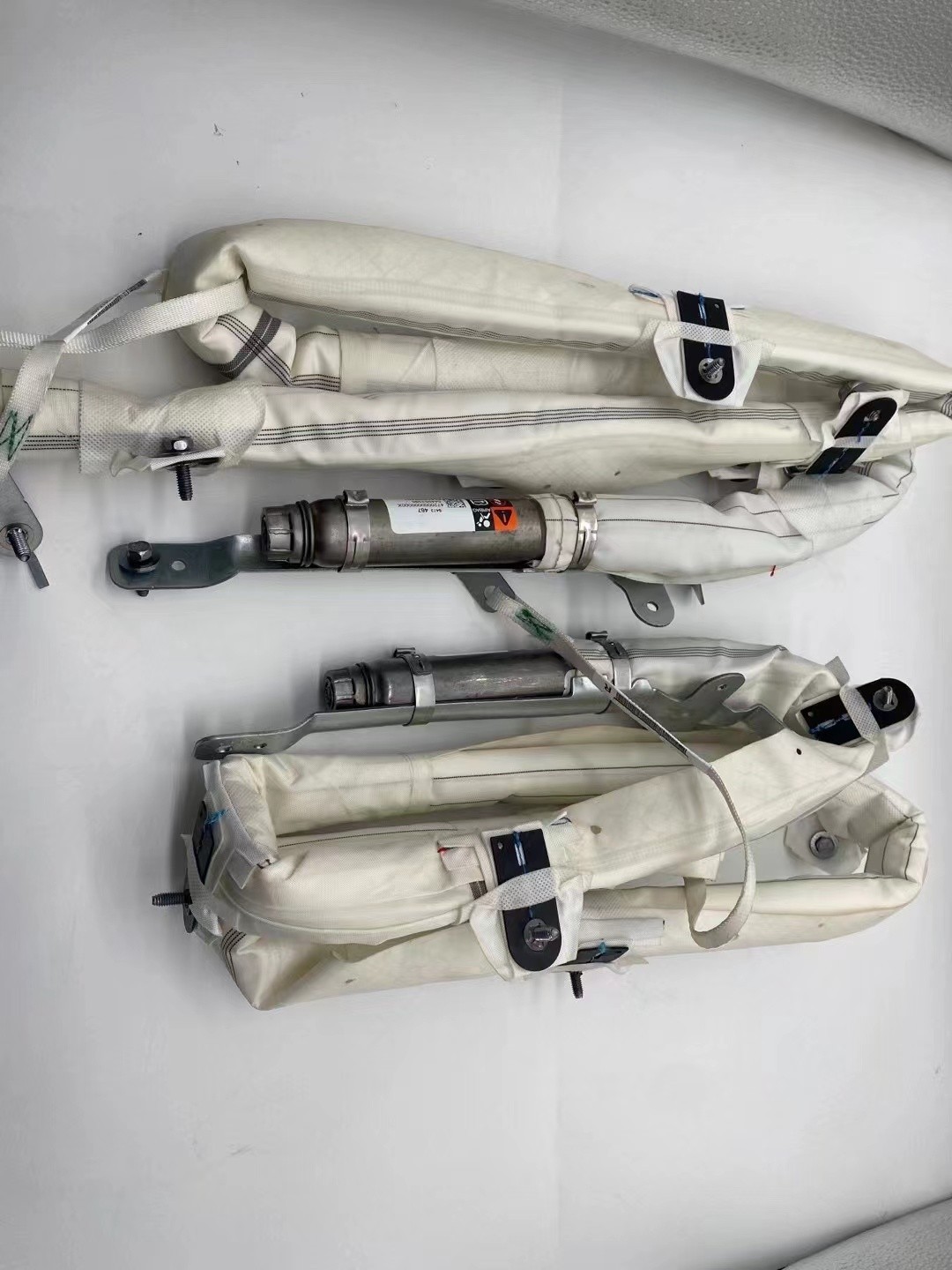 Applicable to 2020-2024 Cadillac CT5 CT5-V Roof Curtains LH+RH Applicable to 2020-2024 Cadillac CT5 CT5-V Roof Curtains LH+RH