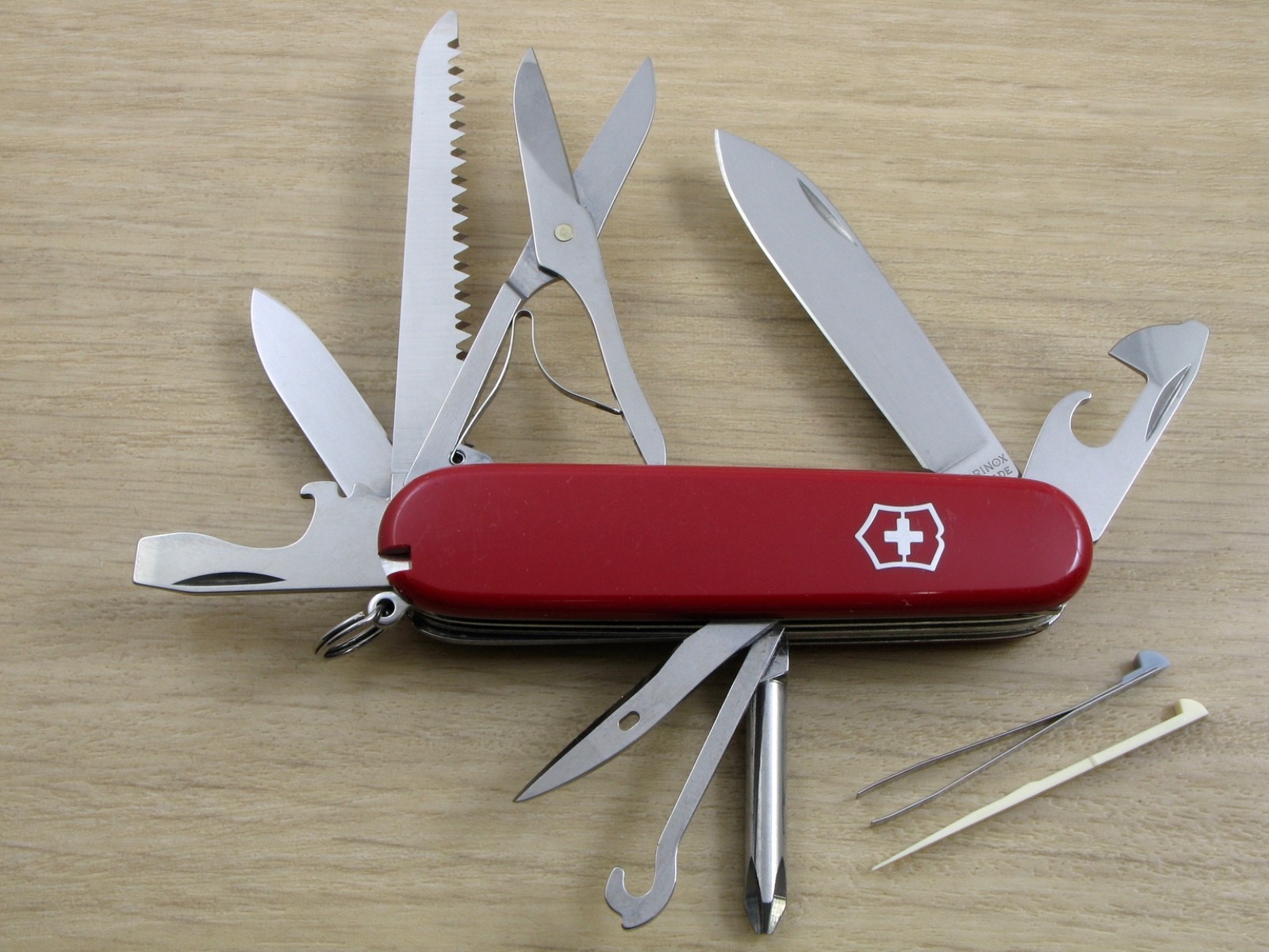 Victorinox Fieldmaster Swiss Army Knife, 91mm, Red - Very Good