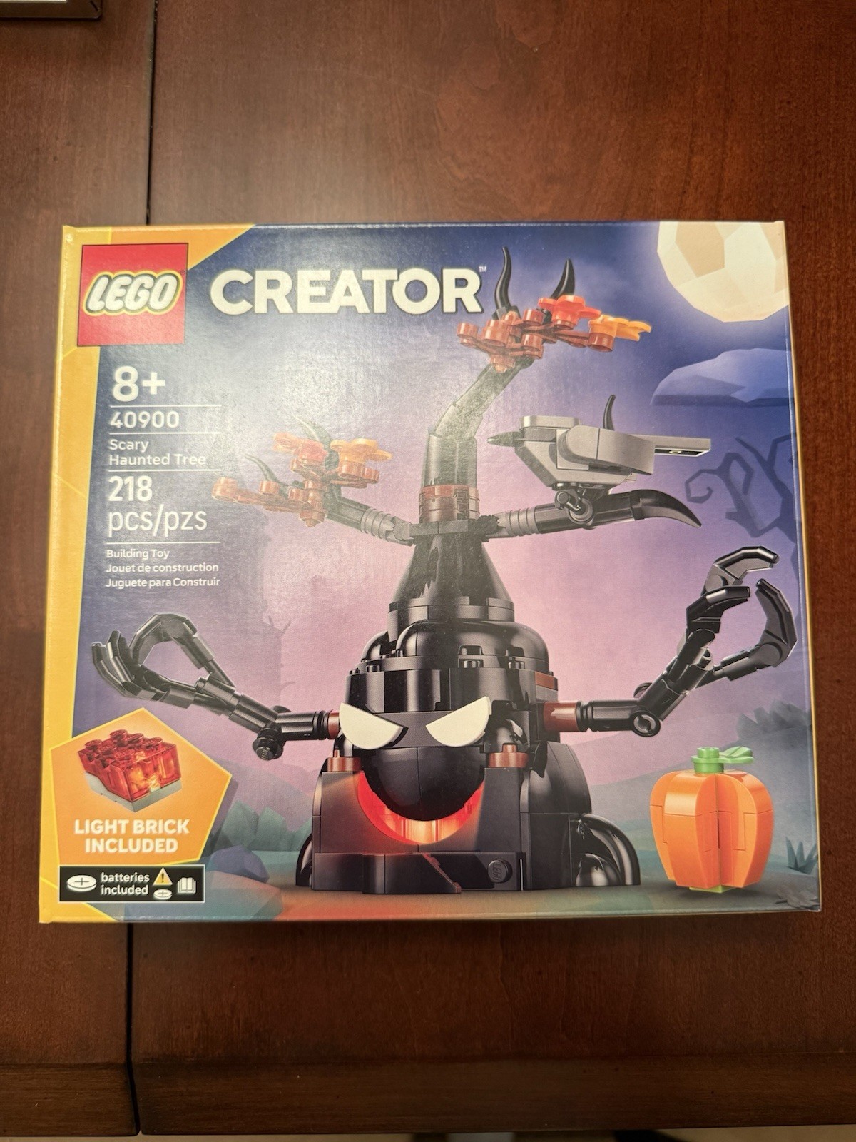 LEGO 40900 Creator Scary Haunted Tree Halloween GWP 2026 NEW SEALED SET LEGO 40900 Creator Scary Haunted Tree Halloween GWP 2026 NEW SEALED SET