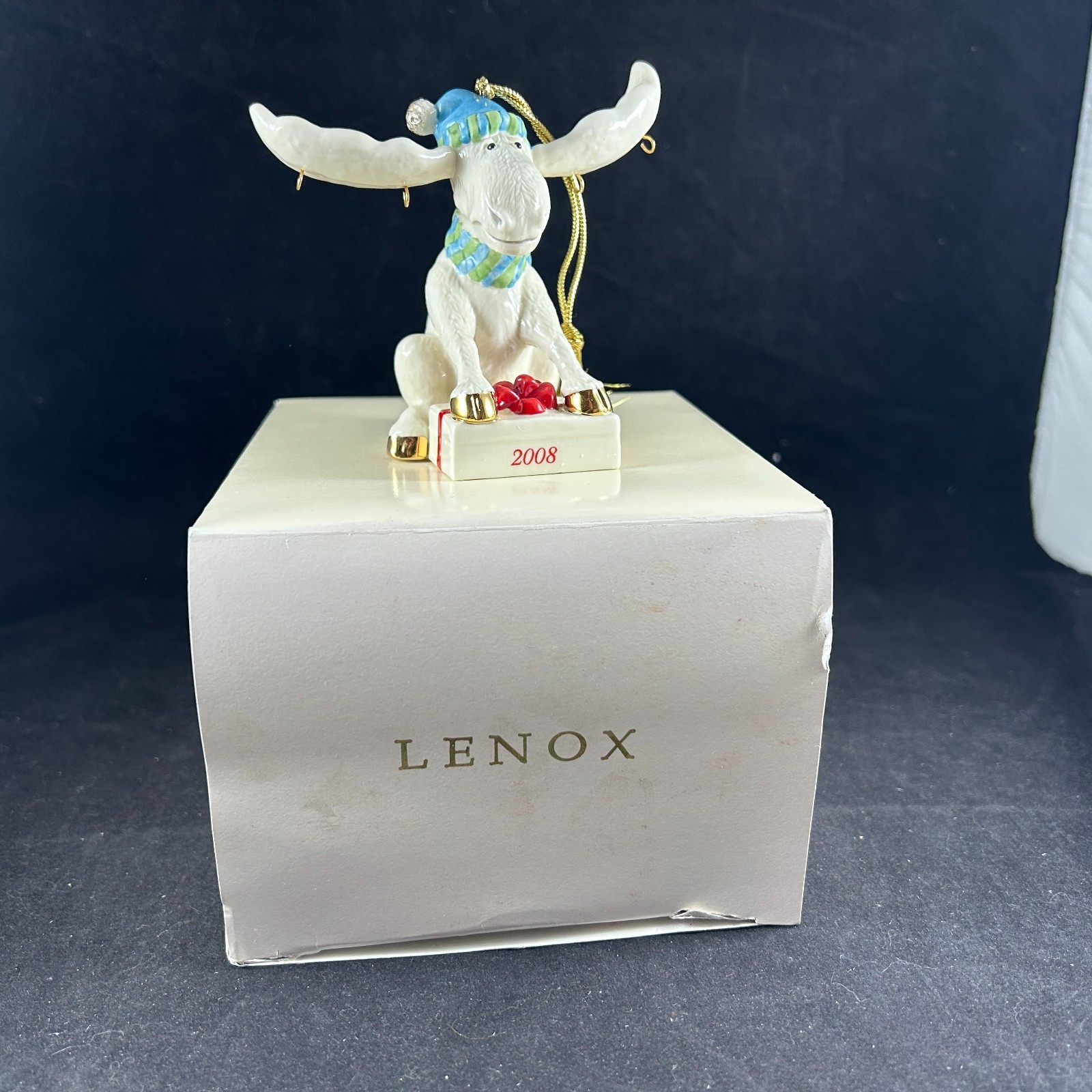 2008 LENOX CELEBRATING CHRISTMOOSE MARCEL CHRISTMAS ORNAMENT COMPLETE IN BOX
