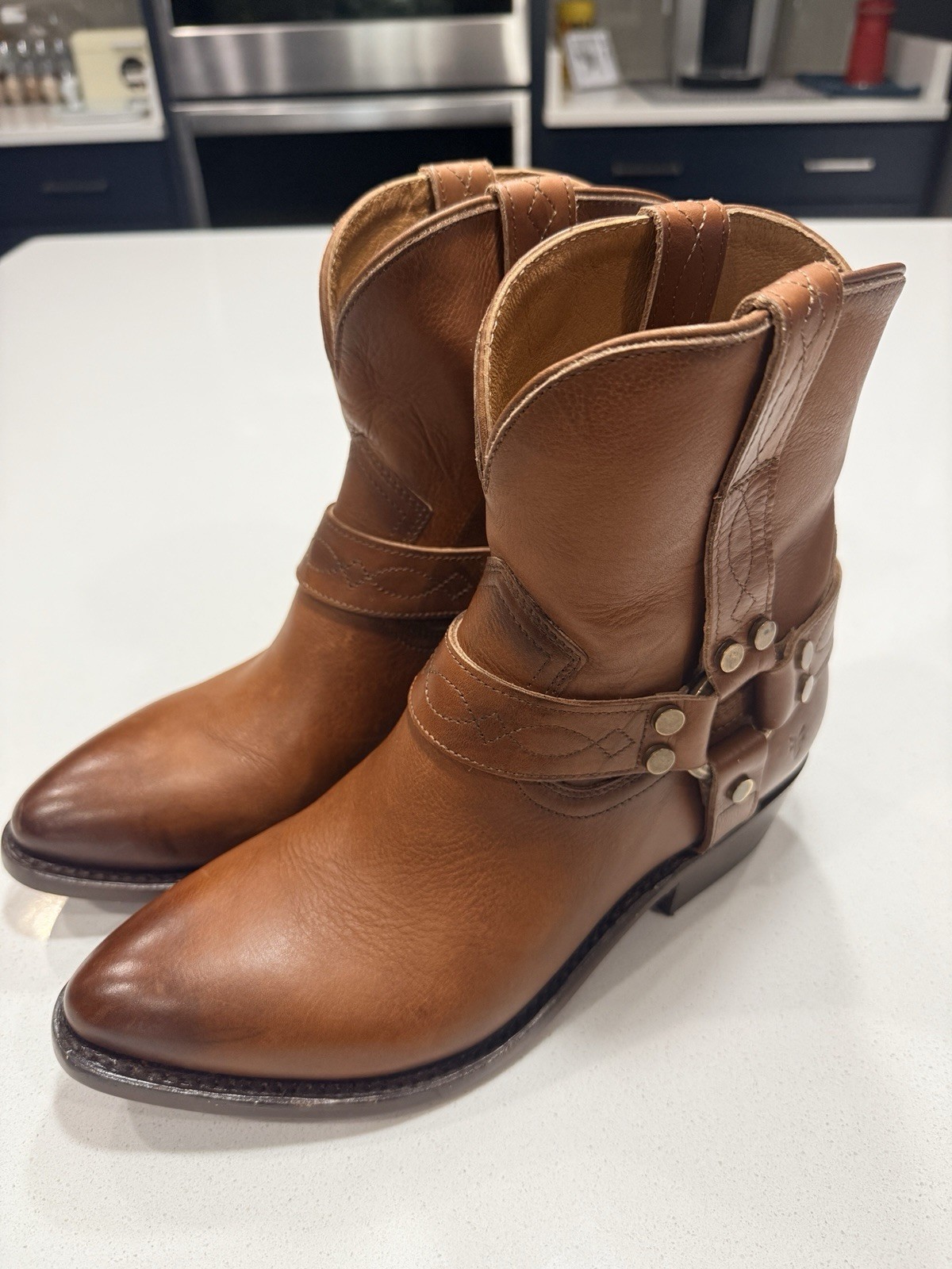 Frye Women’s Billie Harness Leather Bootie Woodrose Size 8.5 MSRP $358 Frye Women’s Billie Harness Leather Bootie Woodrose Size 8.5 MSRP $358