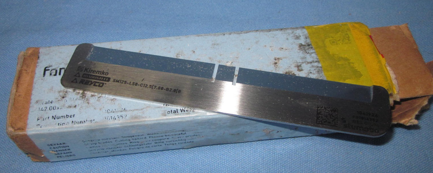a Box of 20 Fam Stumabo Cutting Blades ~ 1041926 FB1014352