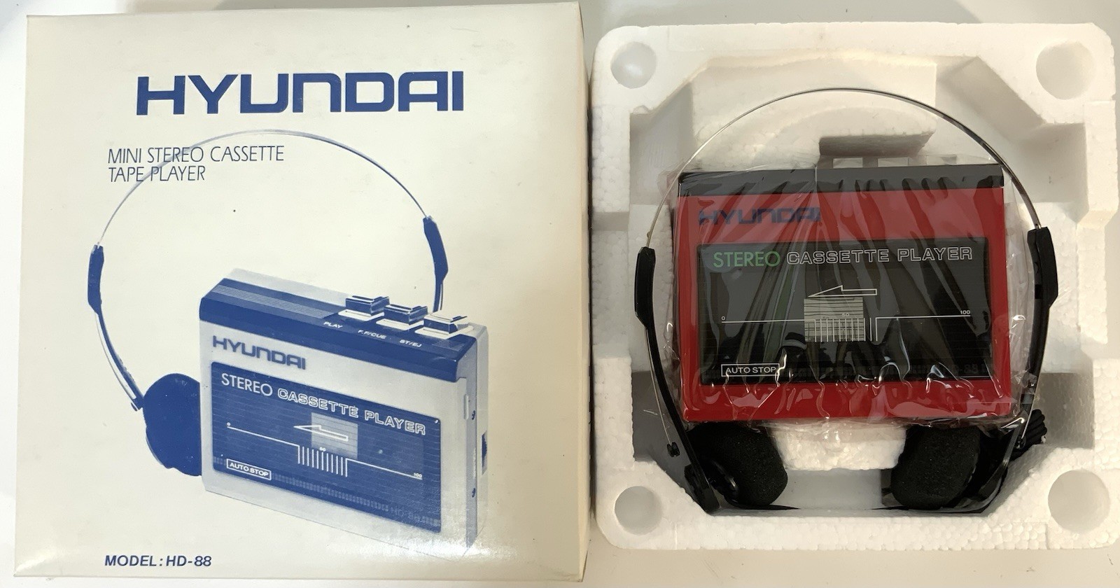 Vintage 1980s Hyundai Portable Red Stereo Cassette Player Headphones NEW IN BOX