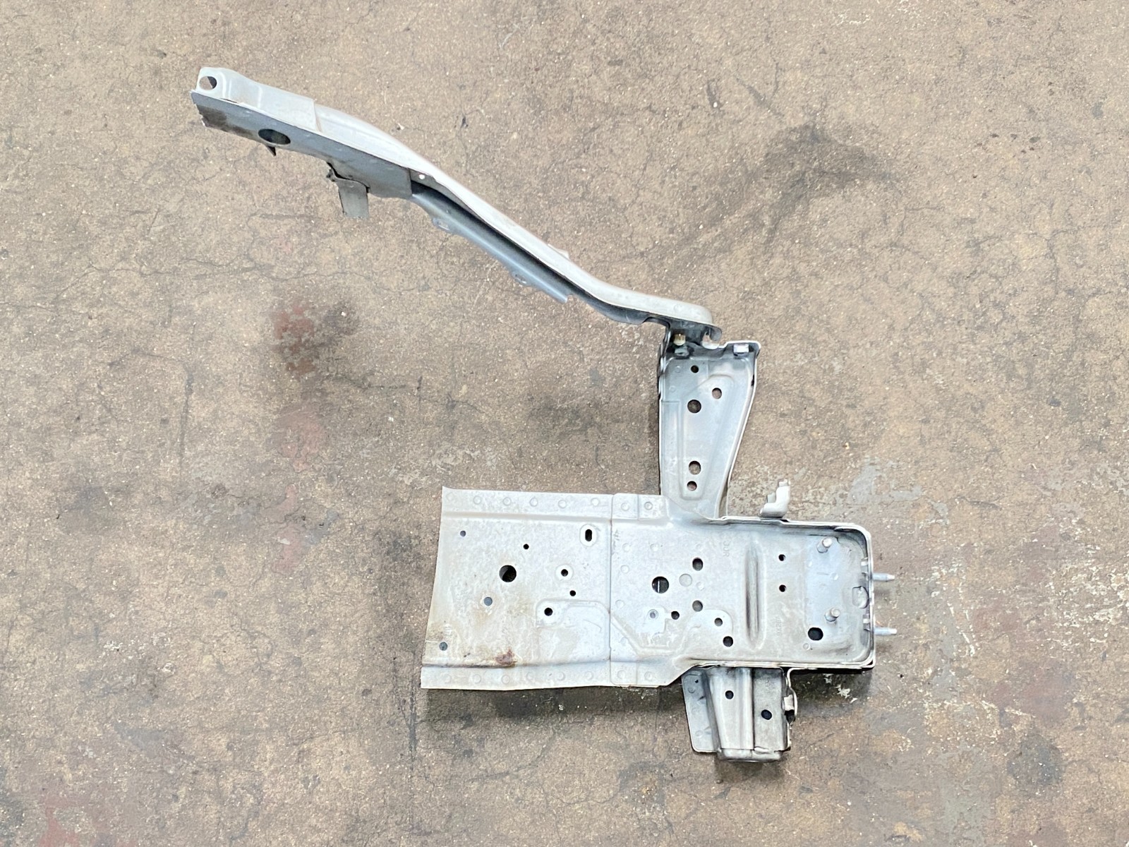 09-17 NISSAN 370Z FRONT RIGHT PASSENGER FRAME RAIL APRON BODY OEM #C0.10