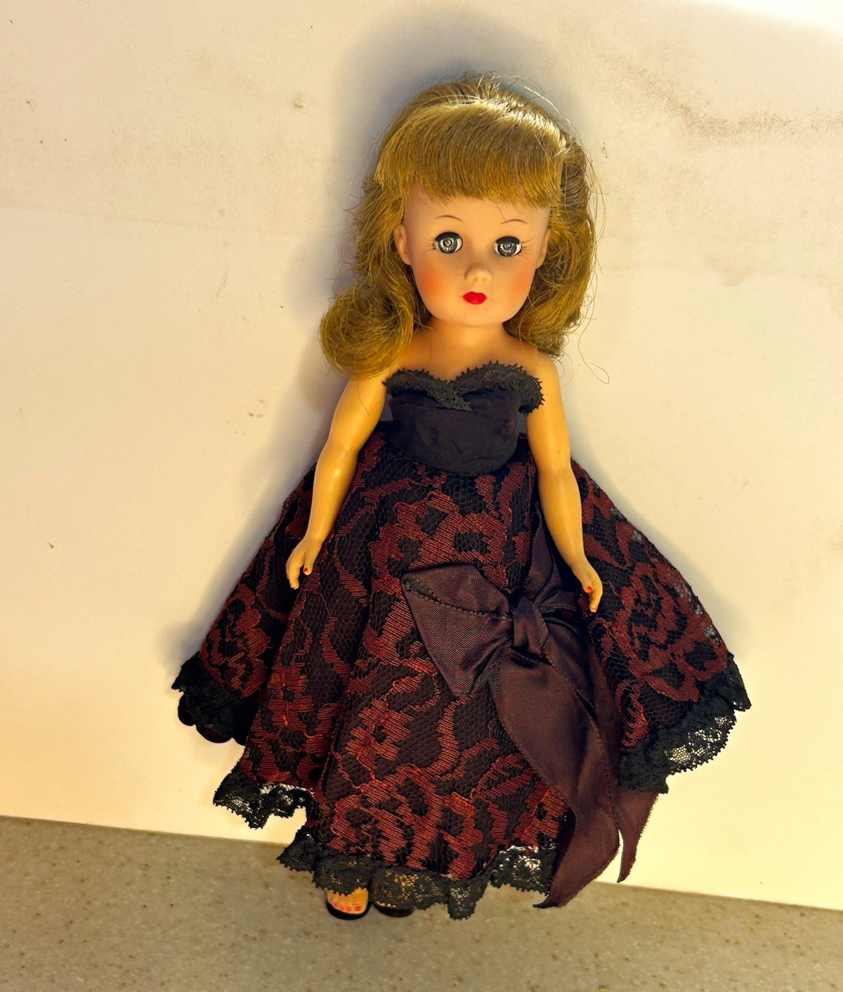 Vintage Madame Alexander Doll Blonde Wavy Hair Blue Eyes Lace Dress