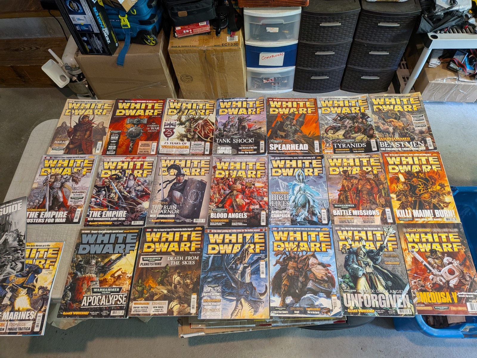 Warhammer White Dwarf Lot of 21 Hobby Magazine 2000s Collection 