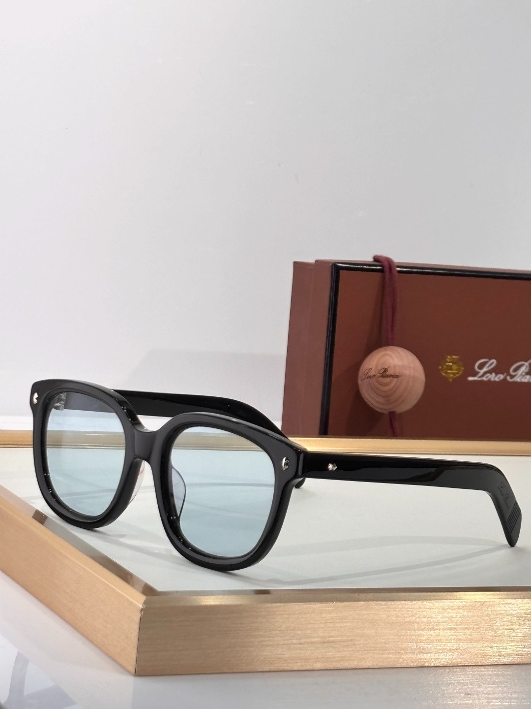 Loro Piana SPAGNA Full‑Rim Square Unisex Stylish Sun Glasses Loro Piana SPAGNA Full‑Rim Square Unisex Stylish Sun Glasses