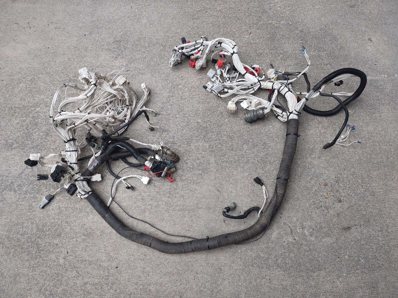 MILITARY LMTV A1 3126 TRUCK DASH WIRE HARNESS  19207-12422877 FMTV (#1)