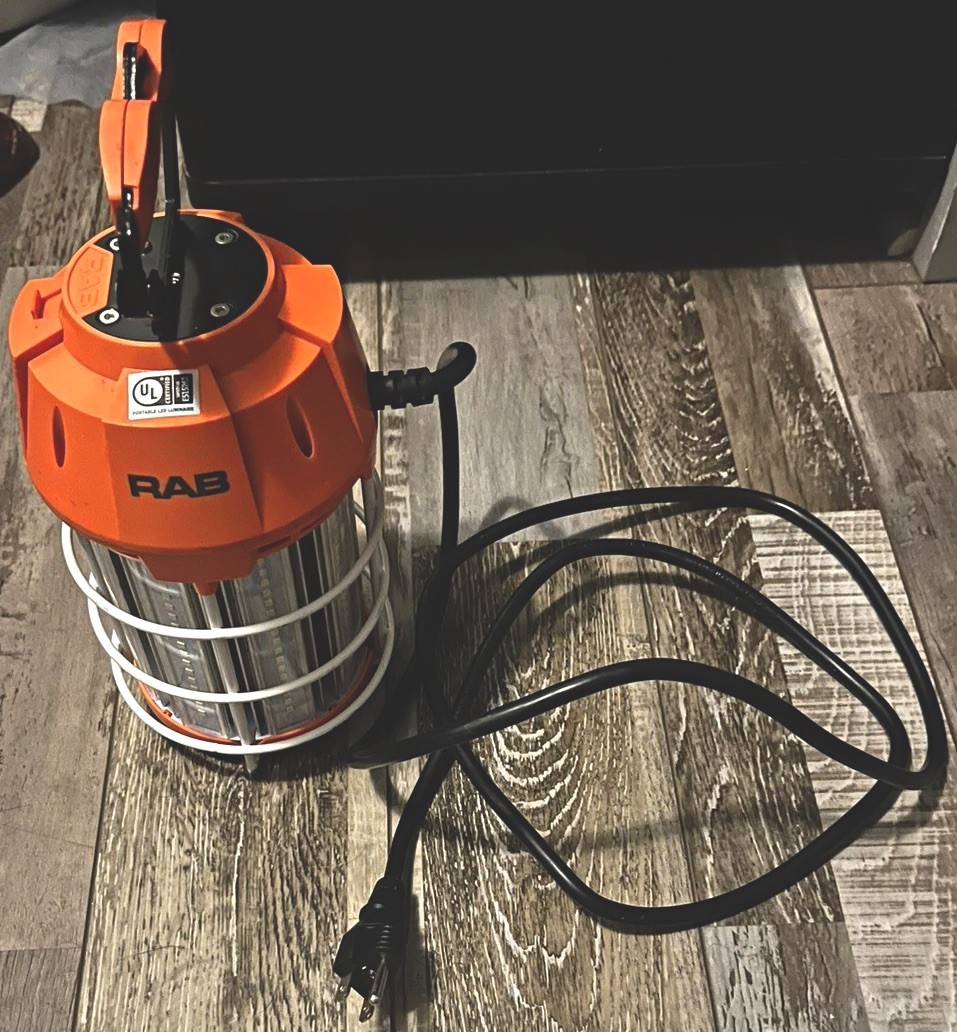 RAB Temporary LED WORK LIGHT Temp17-100 Linkable 5000k 100W 120V (NEW/NO BOX) RAB Temporary LED WORK LIGHT Temp17-100 Linkable 5000k 100W 120V (NEW/NO BOX)