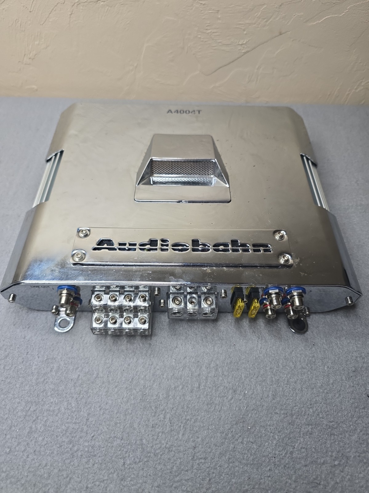 Audiobahn A4004T 4-Channel Car Amp Car Stero Vintage  Tested Working