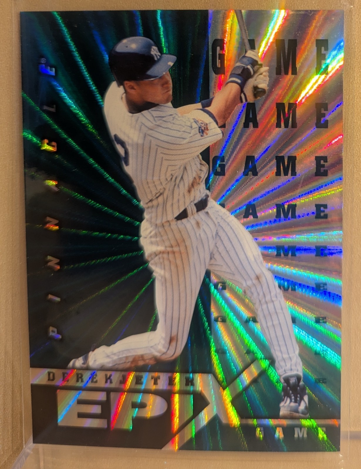1998 Pinnacle EPIX EMERALD GAME #8 Derek Jeter Refractor RARE ICONIC INSERT 1998 Pinnacle EPIX EMERALD GAME #8 Derek Jeter Refractor RARE ICONIC INSERT