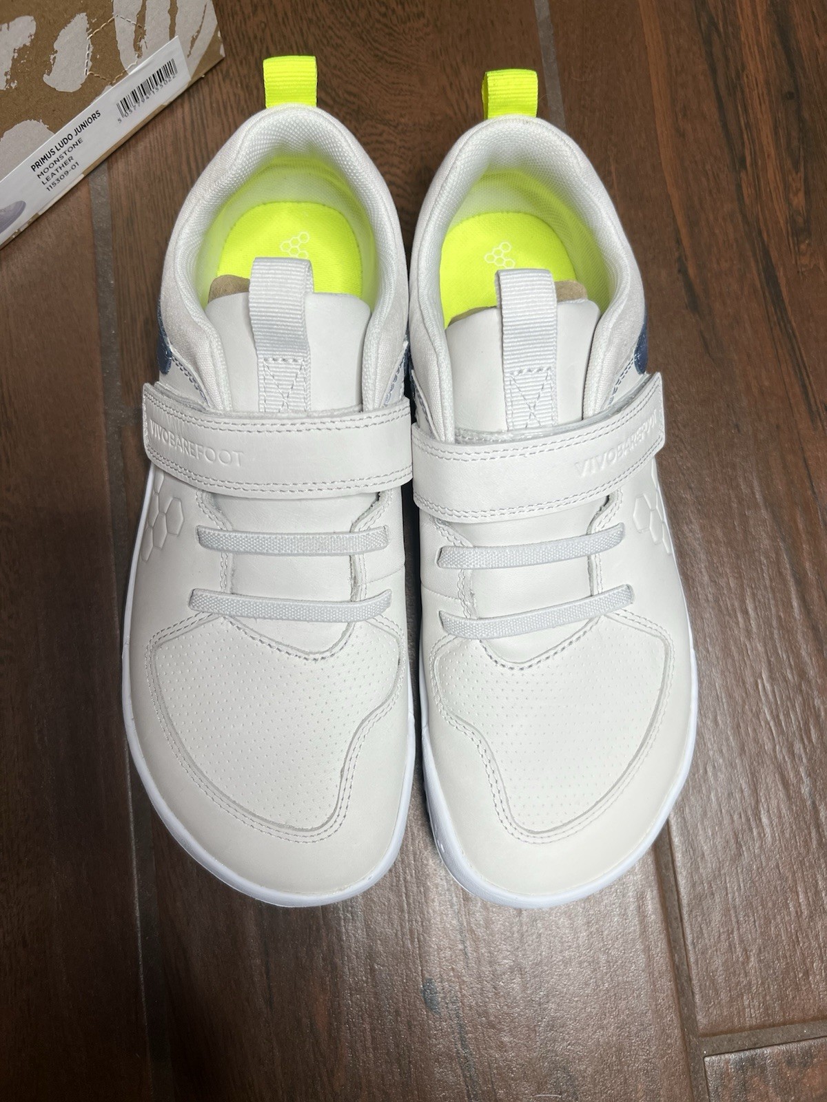 Vivobarefoot Primus Ludo Juniors Moonstone Leather EU 38 Brand New Vivobarefoot Primus Ludo Juniors Moonstone Leather EU 38 Brand New