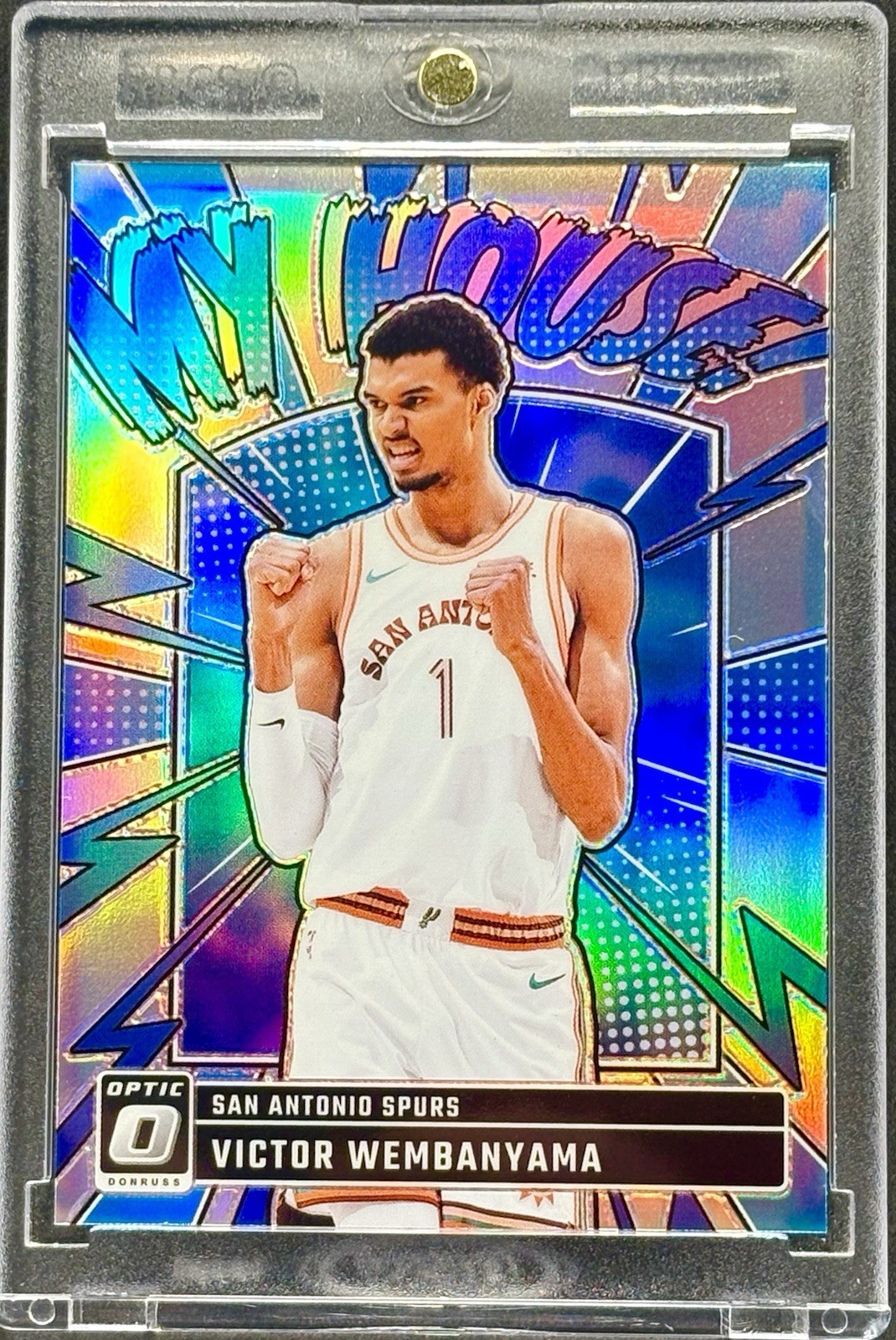 Victor Wembanyama  HOLO REFRACTOR  CARD PANINI  SPURS MINT