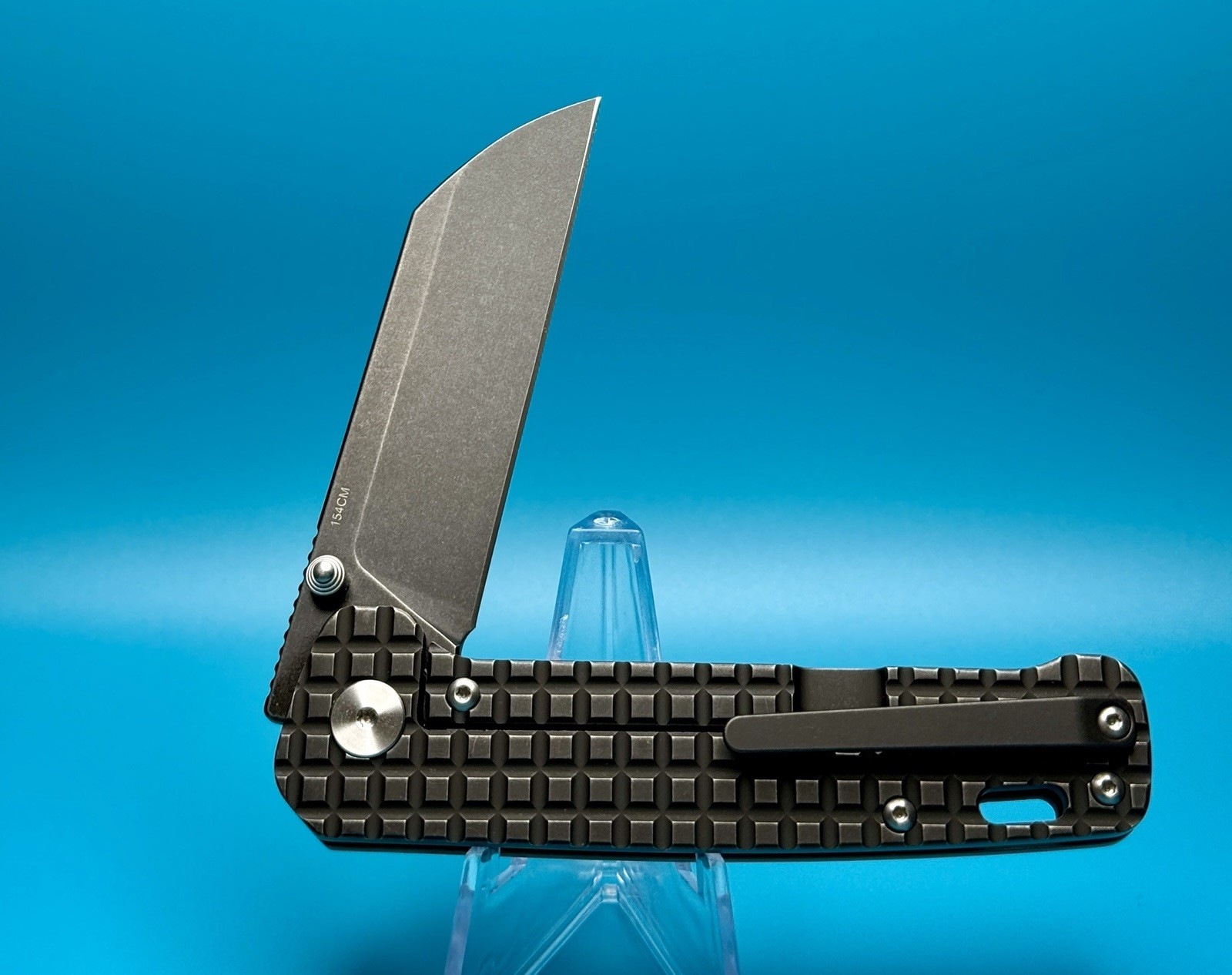 QSP Penguin Frame Lock Knife 154CM Blade Blk Stonewashed FragTi Handle QS130OFRO