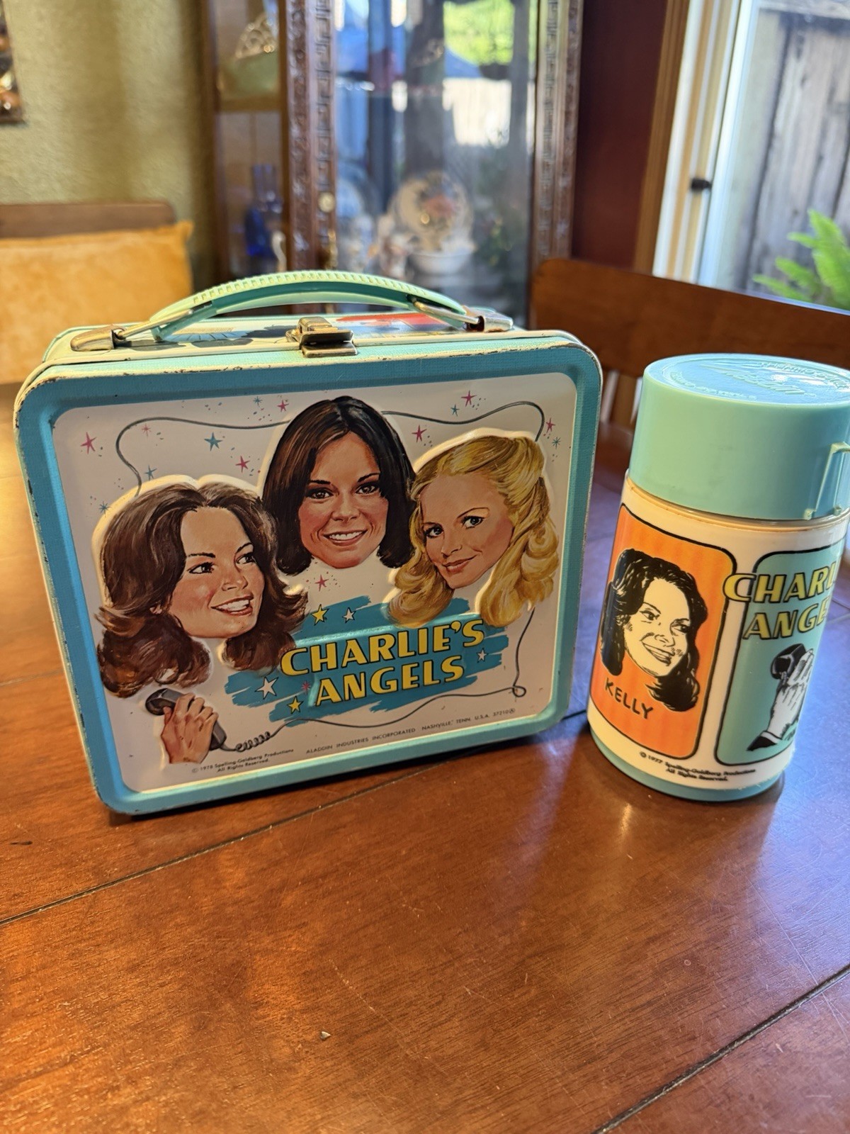 Vintage Charlie's Angels 1978 Alladin Metal Lunch Box With Thermos Vintage Charlie's Angels 1978 Alladin Metal Lunch Box With Thermos