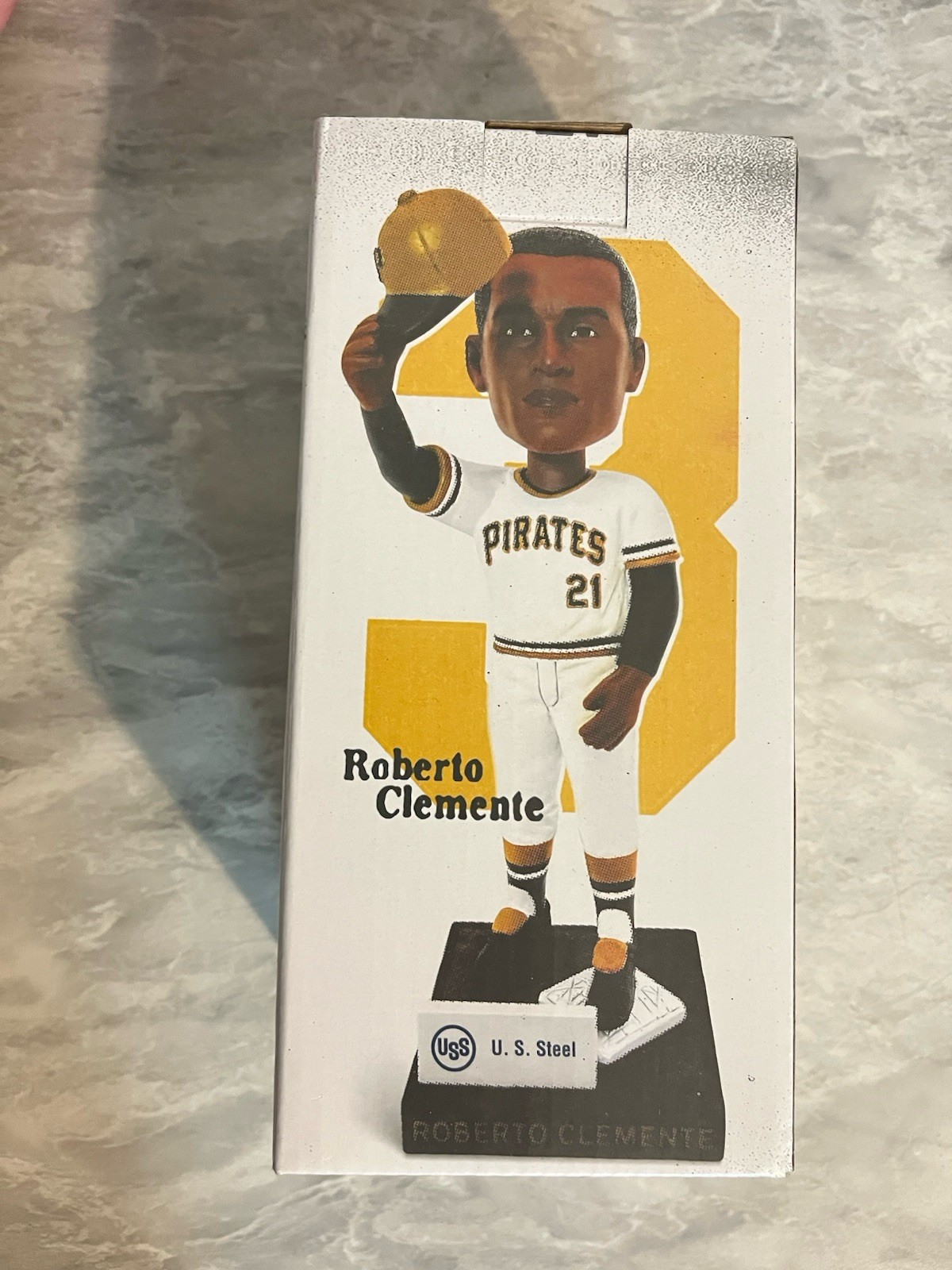 PITTSBURGH PIRATES ROBERTO CLEMENTE SGA BOBBLEHEAD 9/15/26