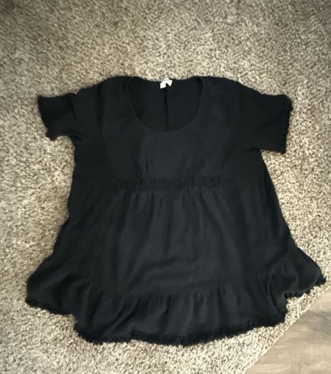 Umgee Black Short Sleeve Top Size L Ruffle Hem Umgee Black Short Sleeve Top Size L Ruffle Hem