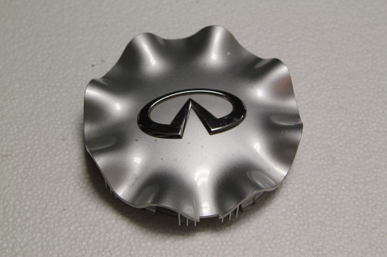 2006-2010 INFINITI FX center cap p/n 40315-1BB2A