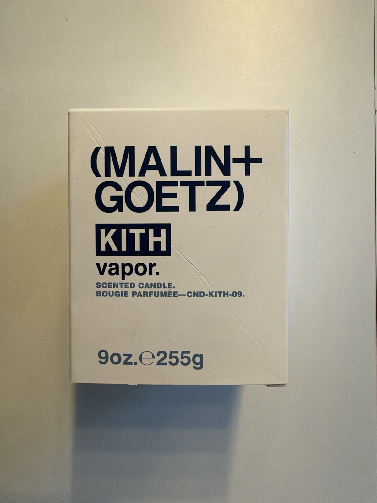 Kith x MALIN+GOETZ Vapor Scented Candle – 9 oz / 255g